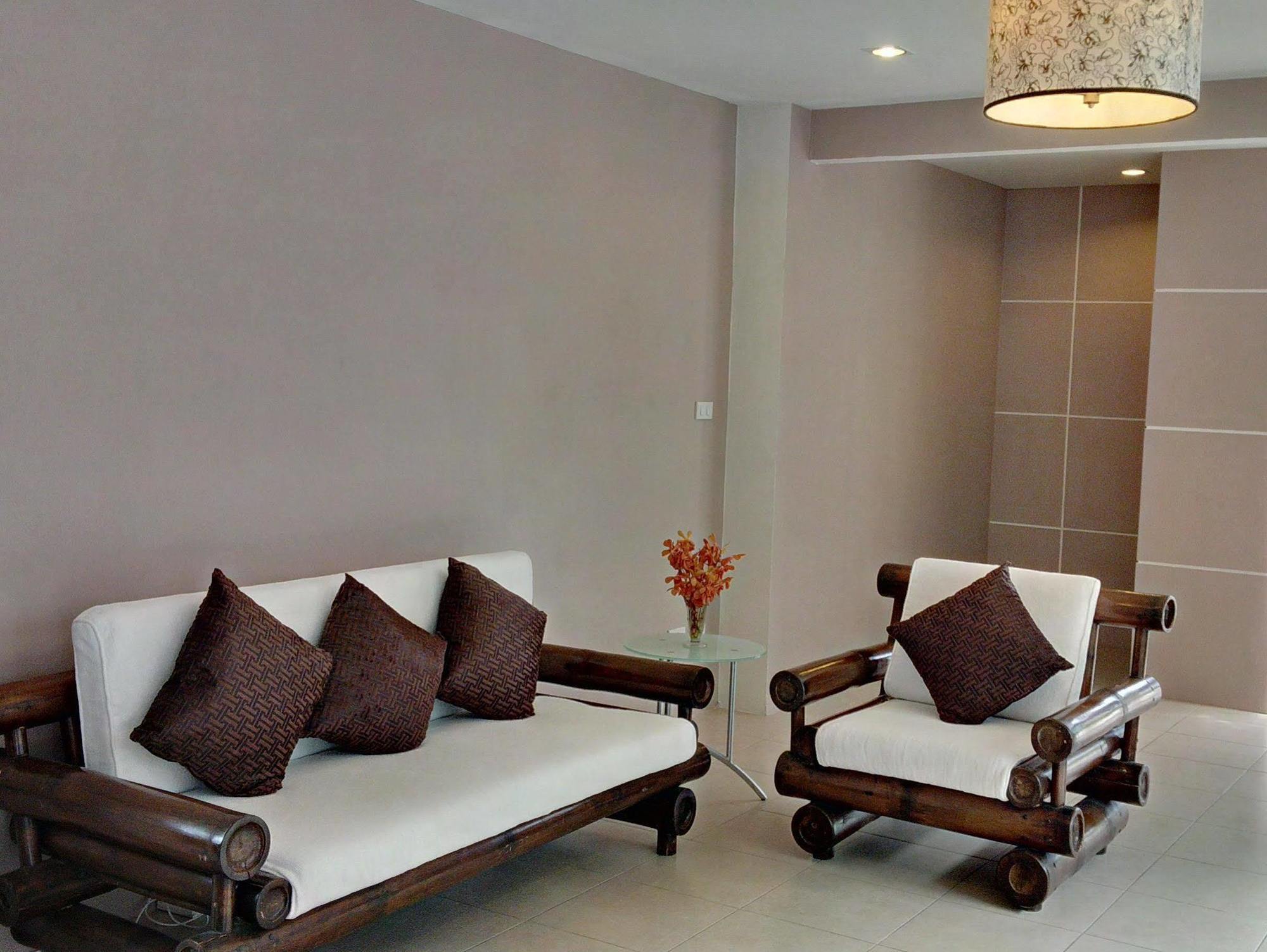 Phuket Oyo 345 The Click Guesthouse At Chalong מראה חיצוני תמונה
