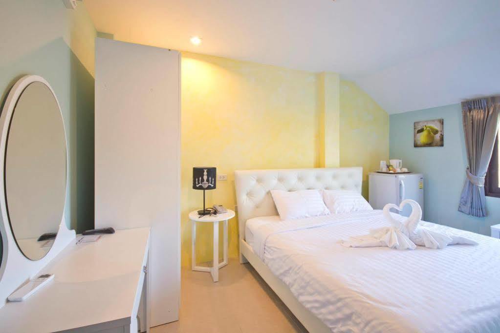 Phuket Oyo 345 The Click Guesthouse At Chalong מראה חיצוני תמונה