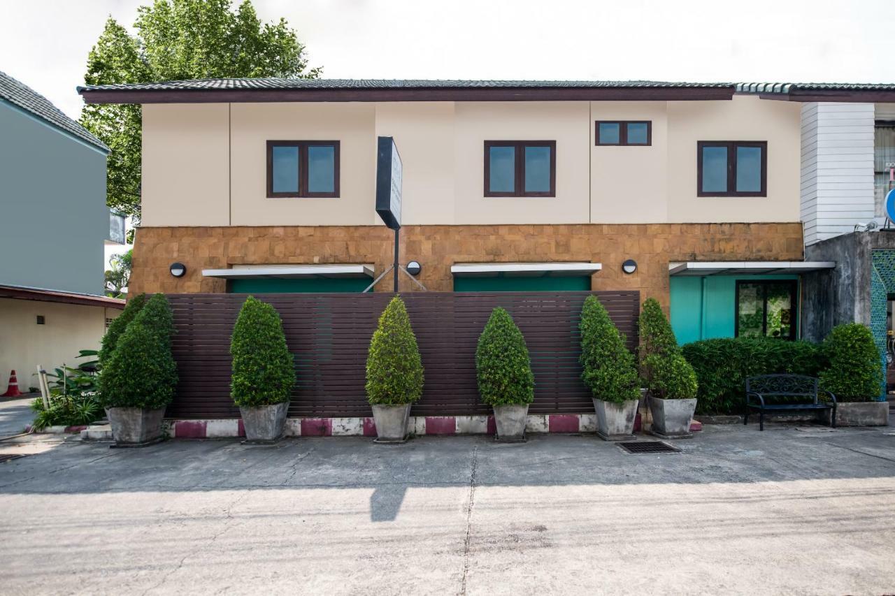 Phuket Oyo 345 The Click Guesthouse At Chalong מראה חיצוני תמונה
