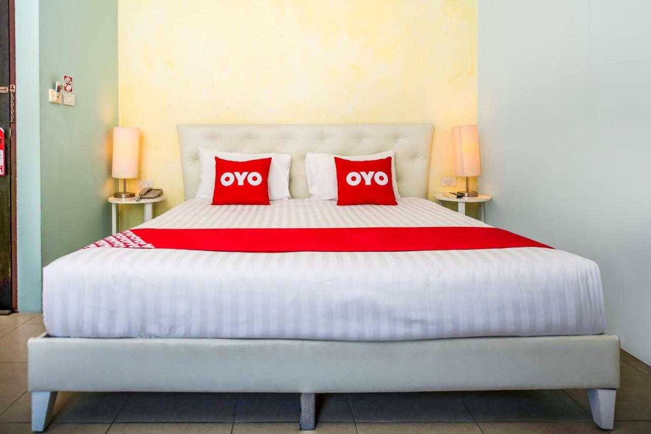 Phuket Oyo 345 The Click Guesthouse At Chalong מראה חיצוני תמונה