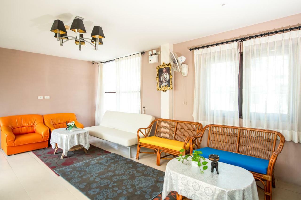Phuket Oyo 345 The Click Guesthouse At Chalong מראה חיצוני תמונה